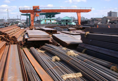 国内钢市价格下跌成交乏力 进口铁矿石价格跌至阶段性低位