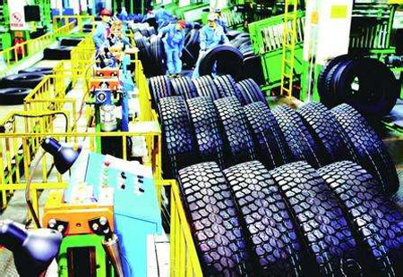 2021年1-2月中国橡胶轮胎累计出口112万吨
