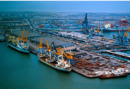 全球港口生产慢增长 码头建设有所回暖
