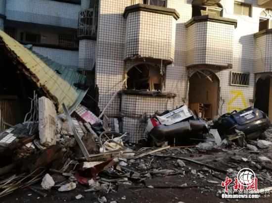 台湾花莲地震已造成6死88失联 1原列死亡女子