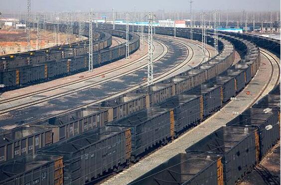 大秦铁路年运量超4亿吨 创4年来新高