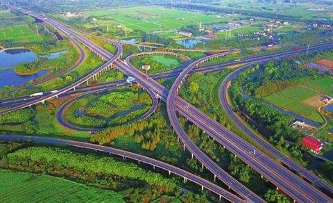 江苏加速构建“立交走廊”让长江经济带血脉更畅