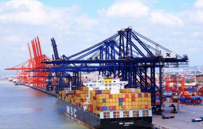 中国服务进出口总额连续9年位居全球第二 服务贸易展现较强发展韧性
