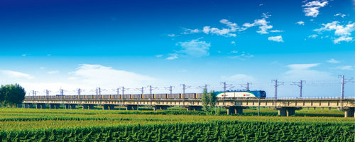 朔黄铁路开通运营20周年运量累计超33亿吨