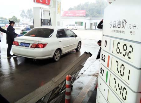 多地柴油价格告别“批零倒挂”：加油站不限购 货运司机不排队