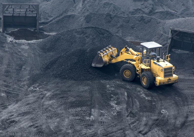 央企带头下调售价 煤炭最高日产量创近年新高