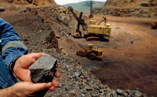 鞍钢集团矿业公司成功发行 我国铁矿行业首单绿色债券