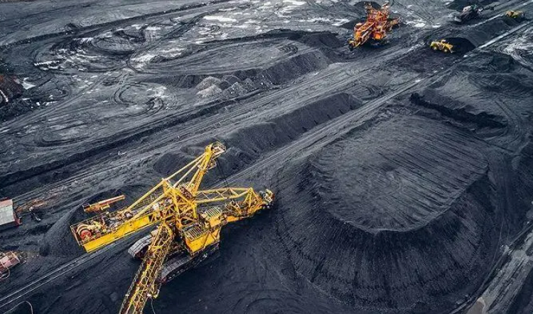 11月中国神华商品煤产量同比增长5% 煤炭销量增长8.2%