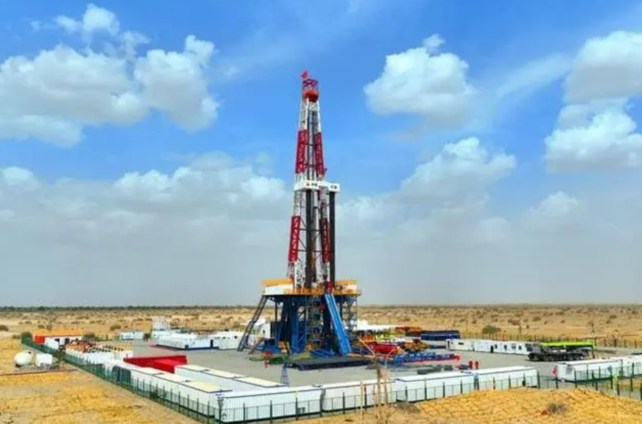 中国石油塔里木油田刷新国内8500米以深最快钻井纪录