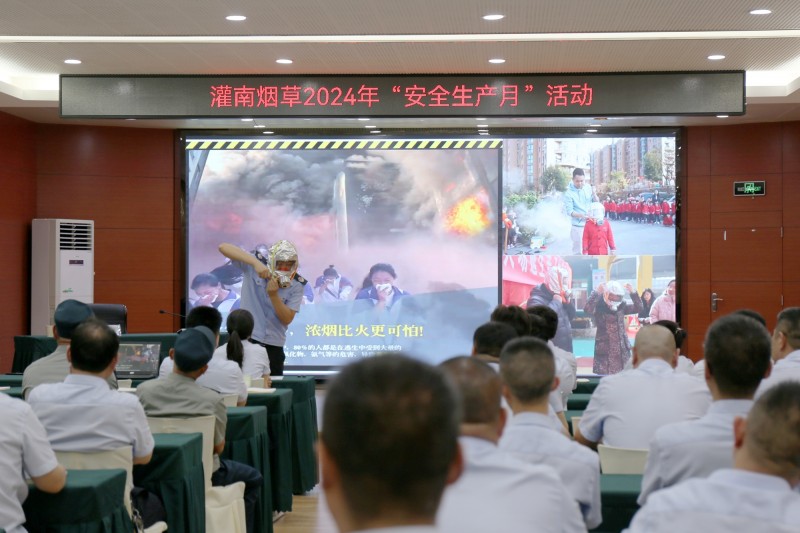 江苏灌南：“学练宣防”并举 全力畅通生命通道