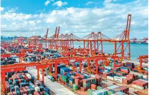 中国外贸海运量全球占比超三成