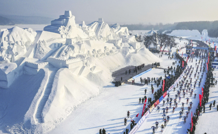 探寻“小雪花”里的“大商机”——冰雪产业向“新”热潮涌动