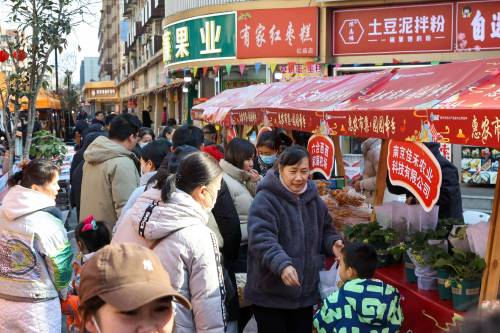 “食礼秦淮”公益助农｜年货节里话丰收，共享地道“南京味”