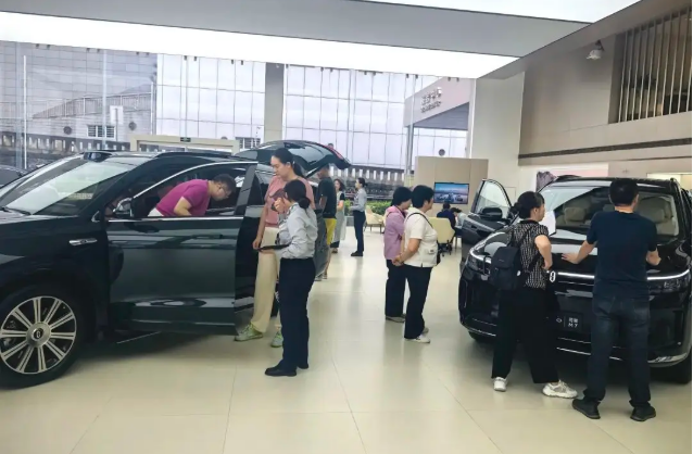 1-5月销量同比增长44% 新能源车靠啥“跑”出这个增速？