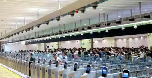 珠港和珠澳口岸年内出入境客流量突破1亿人次