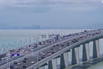 深中通道开通一周年 粤港澳大湾区综合交通体系日趋完善
