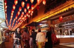 研学游、亲子游、长线游……“暑期经济”澎湃夏日消费新活力 客运市场火爆