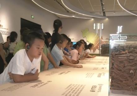 “自然文化+智能科技”研学项目走俏 海外研学团来华热度攀升