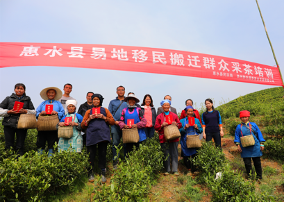 涟江河畔 好花正红—贵州惠水县产业脱贫纪实（要闻）