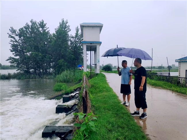 湖北汉川：风雨同舟 闻“汛”而动