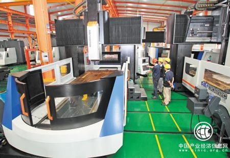 湖南长株潭衡四市争当制造强省领军者