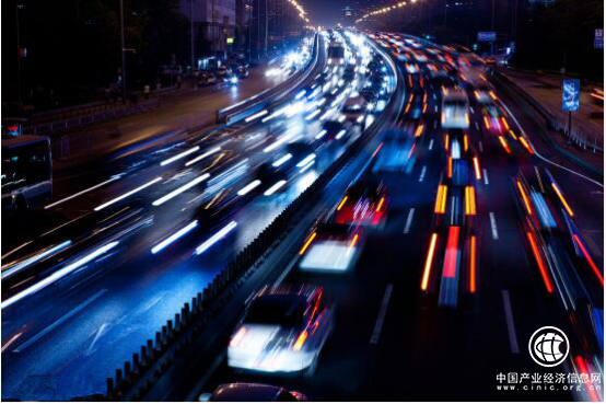 发展智慧停车 深圳摘掉“堵城”帽子