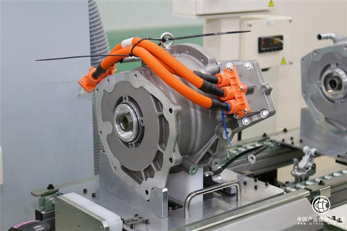 奇瑞安川首台自主研发的先进电驱系统下线