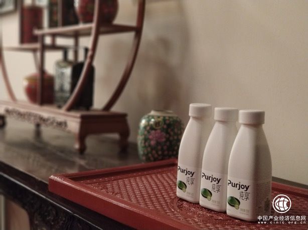 纯享酸奶线上线下全渠道布局，消费者尝鲜体验引爆UGC狂潮，纯享时代已来临！