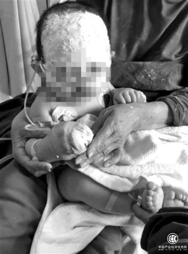 慈善机构募50万收2万管理费 网友:怎么成给机构交钱了?