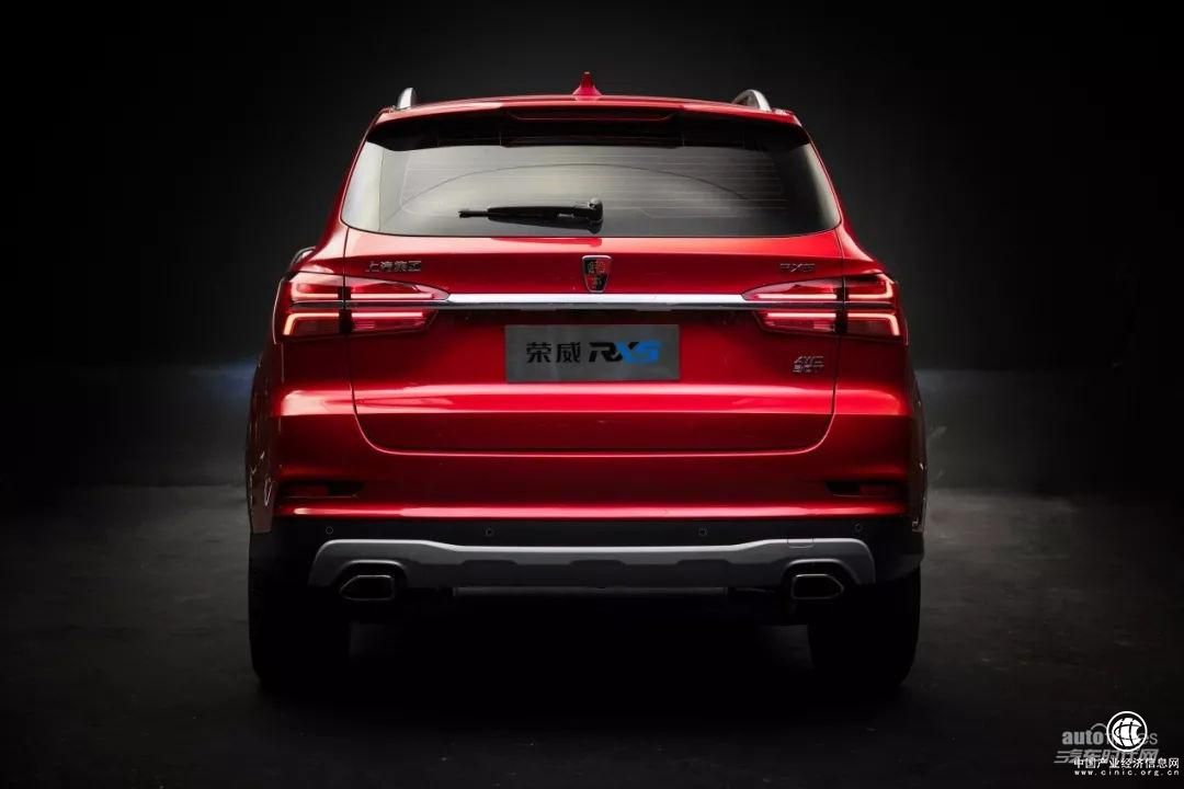 荣威汽车脱“衣”有“肉”荣威RX5不负互联网SUV重望