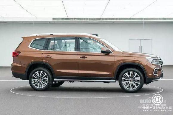 内心强大、深藏不露,荣威RX8要做比荣威RX5更强的“强者”