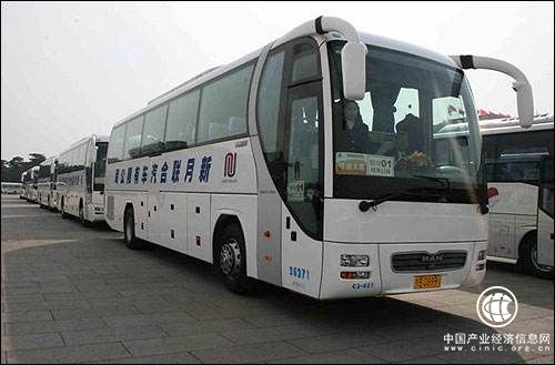 今年两会用车近一半为宇通制造