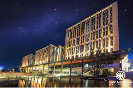 时代机遇以产促城，华夏幸福创新中心助推城市对折