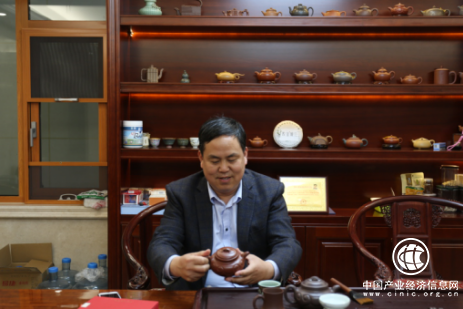 宜兴紫砂鉴定评估师--汤利群的人生之路