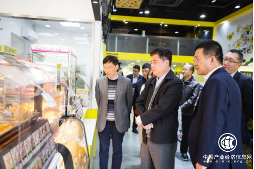 猩便利打造便利店新物种 首家开设热厨方便市民就餐