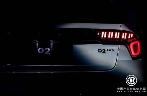 领克02向世界宣告“这才是跨界”      