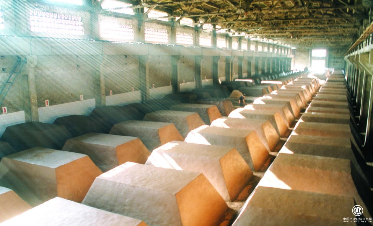 看不见的“酿酒工人”