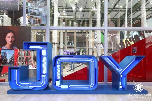 科技界也有潮流周？京东快闪店在深圳掀起未来风暴