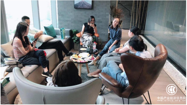 “慢下来，去阅读” 优客逸家断网读书日