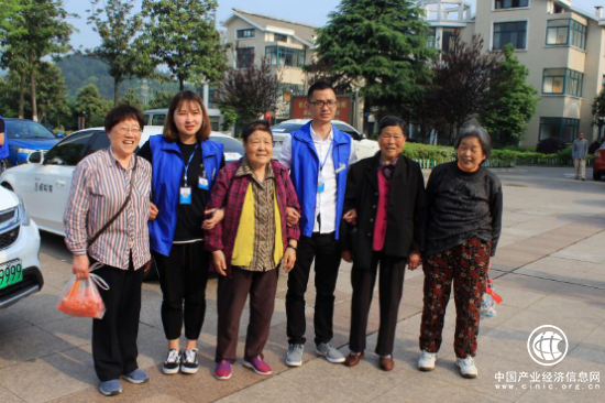 以人民为基础的万顺叫车