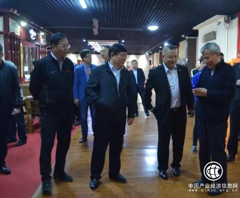 汇源集团朱新礼一行到百枣纲目(集团)参观 