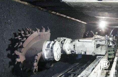 30家煤企实现净利润891亿，中国神华净利450亿元占据半壁江山