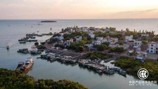 风起徐闻：海南岛模式之外的广东滨海旅游小城