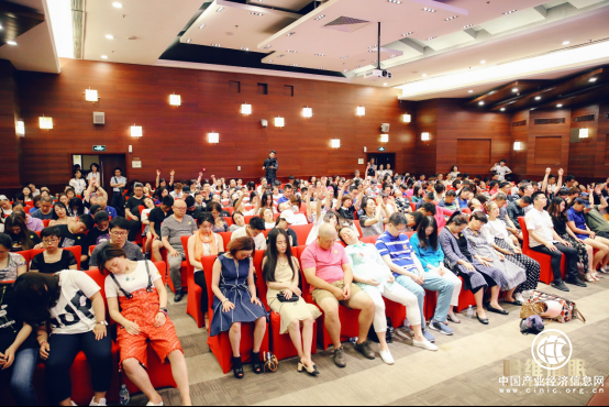 不知道什么是催眠术？哈维老师喊你来看《盗梦空间》