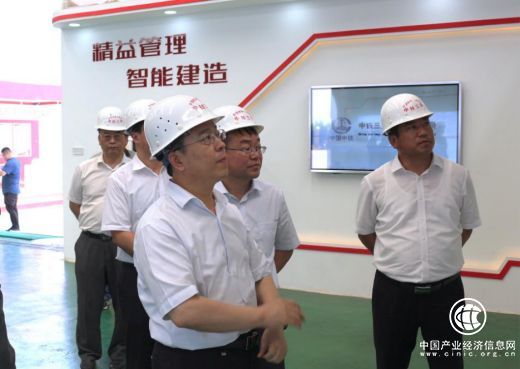 河北省工信厅副厅长段润保一行莅临京张六标调研高铁智能制造新模式