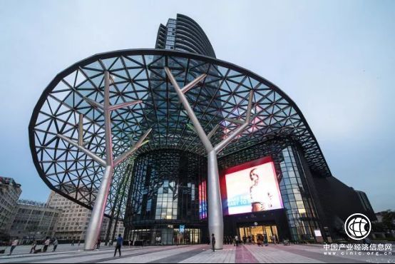 时尚航母扬帆起航 濮院时尚中心打造“不一样”时尚生态圈