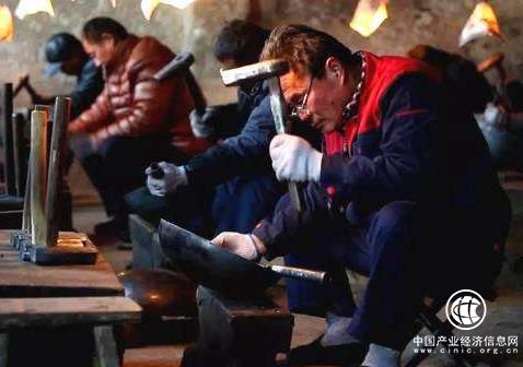 网红章丘铁锅“失宠记”：部分家庭作坊出现囤积