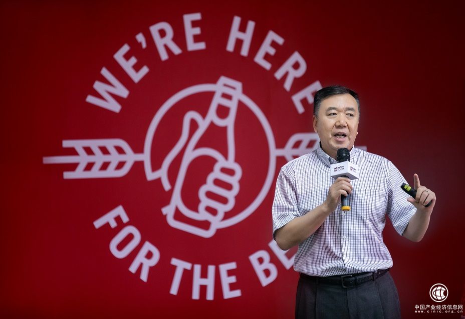 探寻百威啤酒口碑品质之秘——日均超过6500个检测数据为啤酒保驾护航