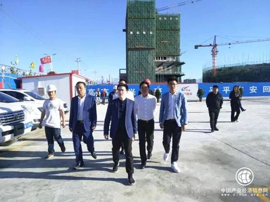 宗客网董事长卢明昌莅临霍尔果斯视察在建地产项目
