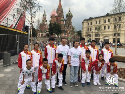 蒙牛CEO卢敏放与世界杯零距离